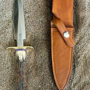 Dagger- stag